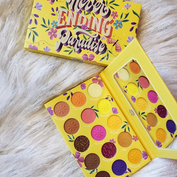 Never Ending Paradise 15 Color Eyeshadow Palette from Kara Beauty - Picture 2 of 3